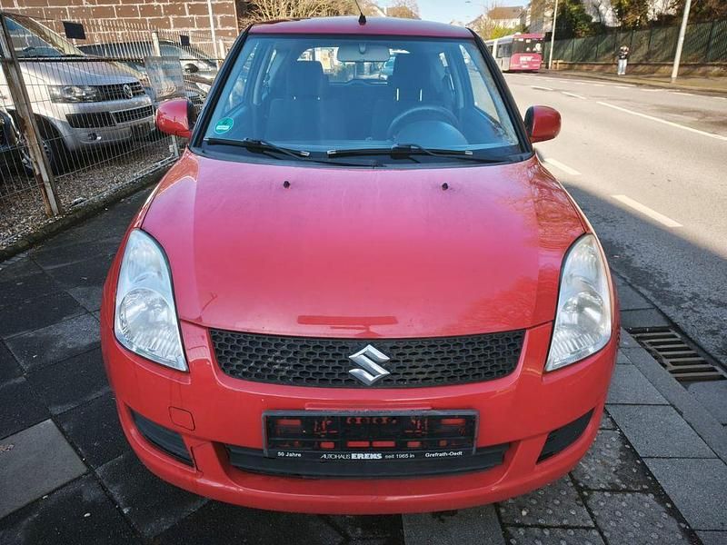 Gebraucht Suzuki Swift 92 PS (67 kW) 2008 Rot Kleinwagen