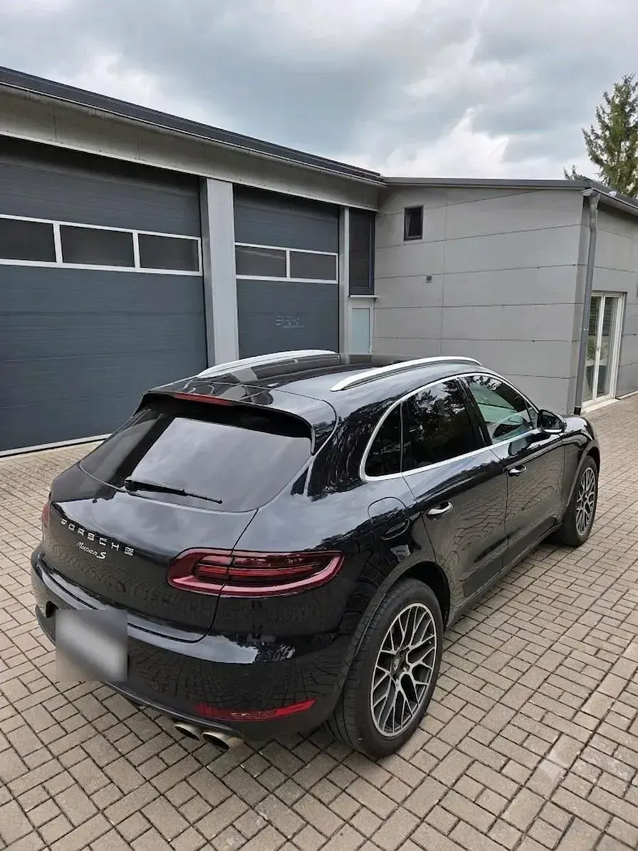Gebraucht Porsche Macan 258 PS (189 kW) 2017 Schwarz SUV