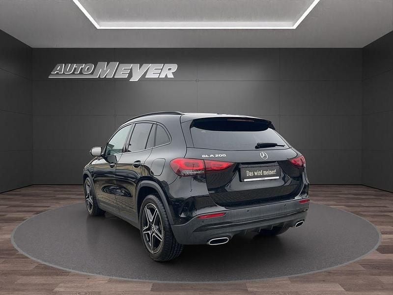 Gebraucht Mercedes GLA200 AMG 163 PS (119 kW) 2023 Schwarz SUV