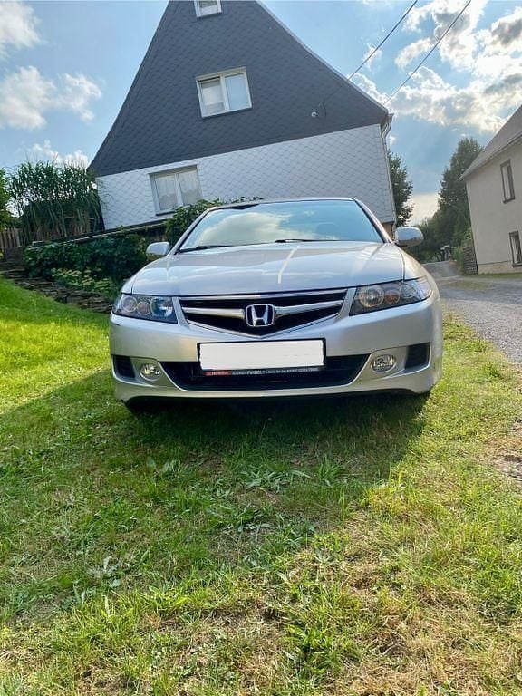 Silber Gebraucht 2008 Honda Accord Limousine | 3.600 € - Bild 1/4
