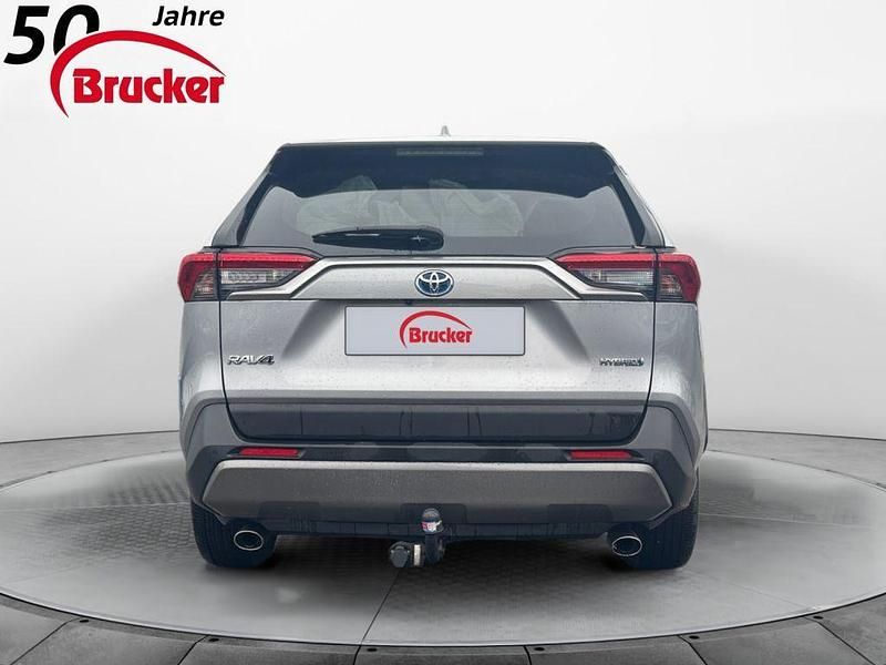 Gebraucht Toyota RAV4 Hybrid Team 218 PS (160 kW) 2021 Silber SUV