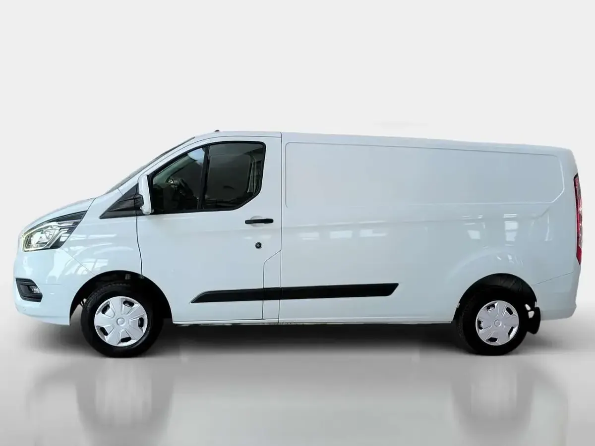 Gebraucht Ford 300 Trend 105 PS (77 kW) 2022 Weiß Van / Kleinbus