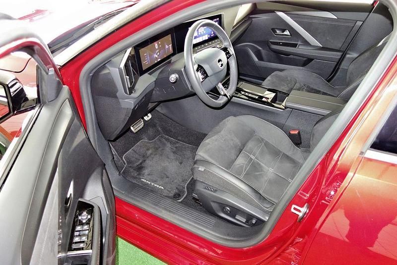 Gebraucht Opel Astra 136 PS (100 kW) 2024 Rot Kombi