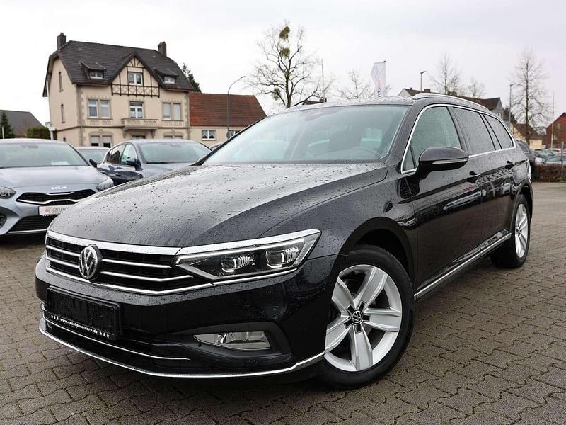 Gebraucht VW Passat Elegance 150 PS (110 kW) 2019 Schwarz Kombi