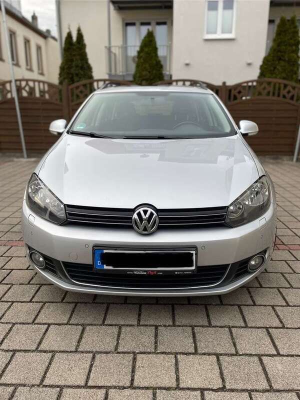 Silber Gebraucht 2010 VW Golf VI Highline Kombi | 4.600 € (Fairer Preis) - Bild 1/4
