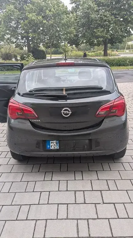 Gebraucht Opel Corsa Selection 90 PS (66 kW) 2018 Grau Kleinwagen