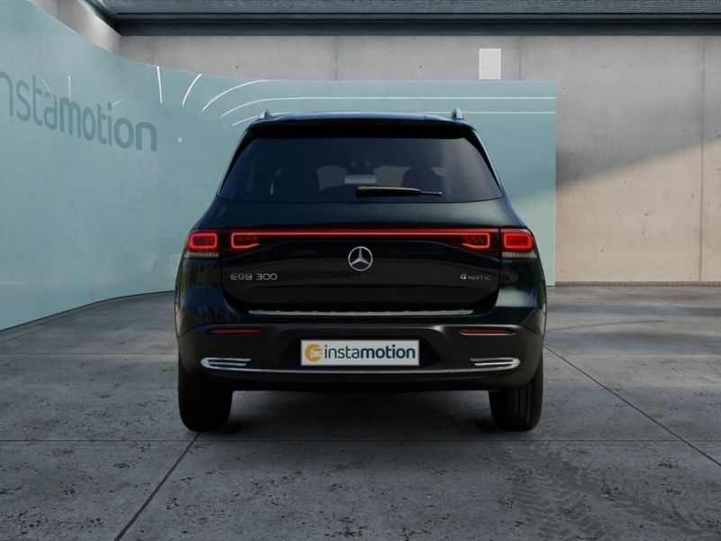 Gebraucht Mercedes EQB300 167 kW (228 PS) 2024 Schwarz SUV