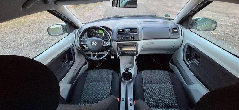 Gebraucht Skoda Roomster Plus Edition 90 PS (66 kW) 2014 Grün Van / Kleinbus