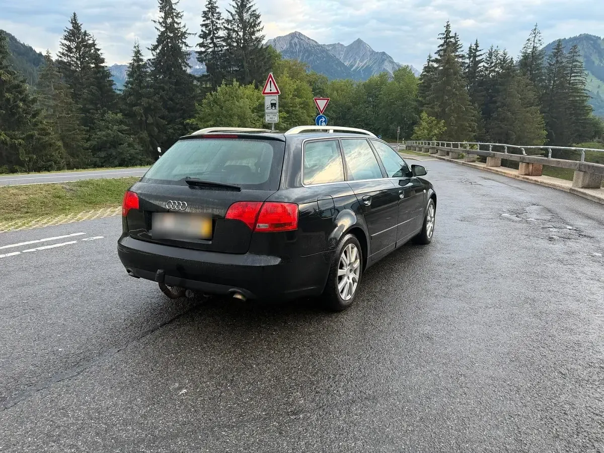 Gebraucht Audi A4 140 PS (102 kW) 2006 Schwarz Kombi