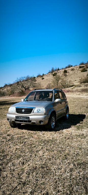 Beige Gebraucht 2003 Suzuki Vitara SUV | 3.000 € (Fairer Preis) - Bild 1/4