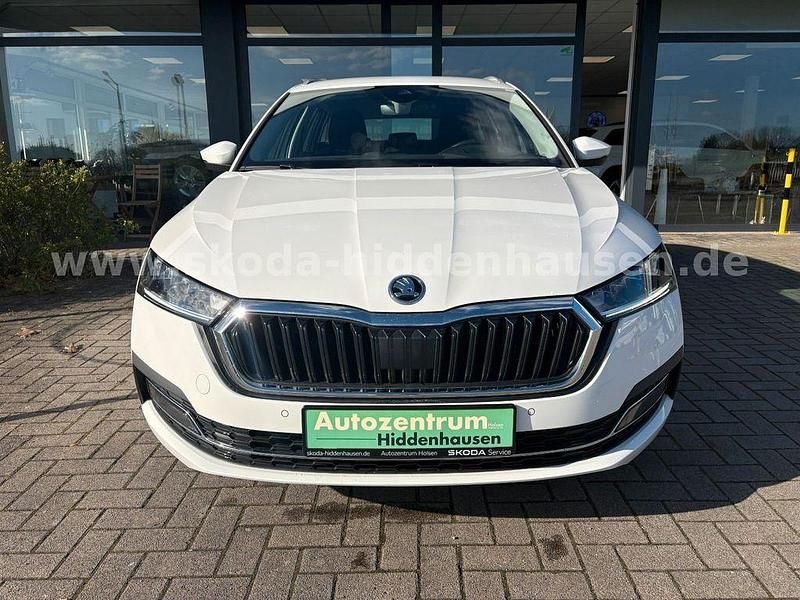 Gebraucht Skoda Octavia Style 150 PS (110 kW) 2022 Weiß Kombi