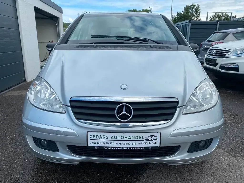 Gebraucht Mercedes A150 Classic 95 PS (69 kW) 2007 Silber Limousine
