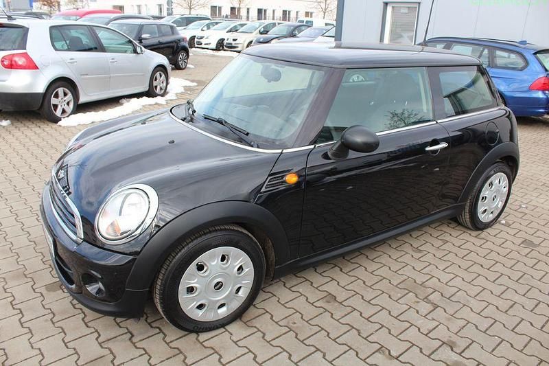 Schwarz Gebraucht 2010 Mini ONE Kleinwagen | 2.600 € (Guter Preis) - Bild 1/4
