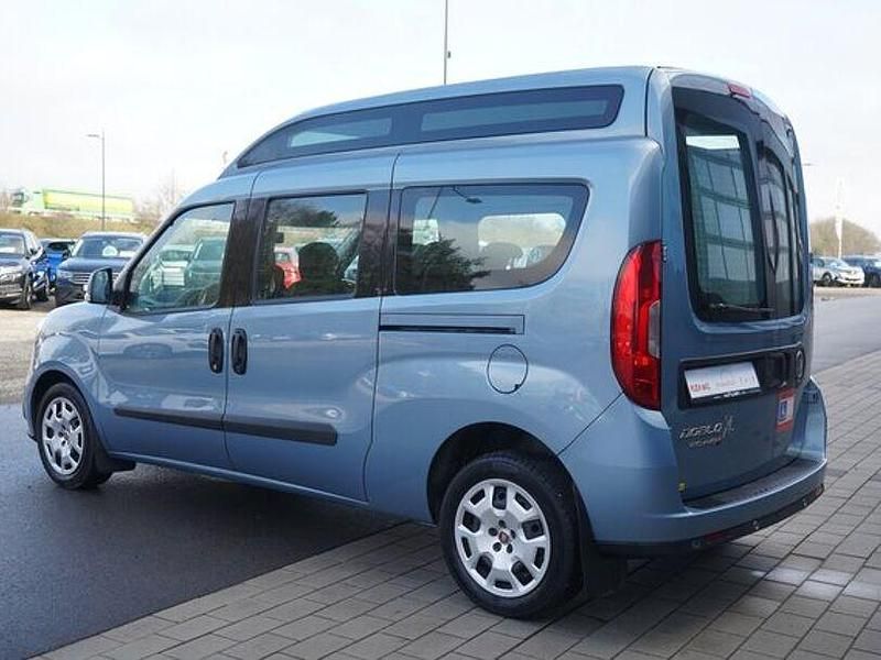 Gebraucht Fiat Doblò 120 PS (88 kW) 2017 Blau Van / Kleinbus