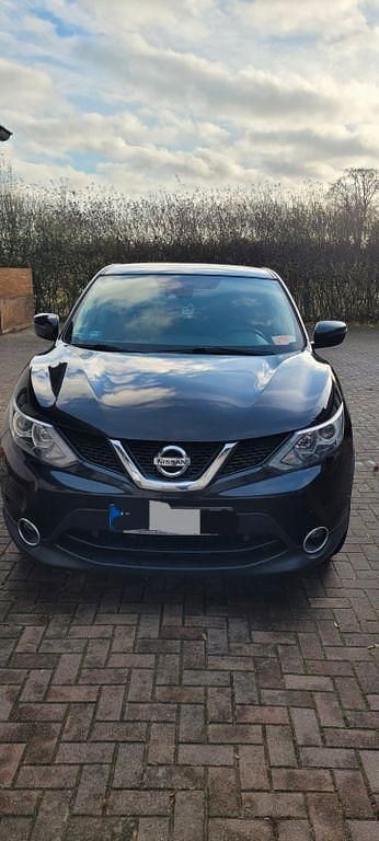 Schwarz Gebraucht 2017 Nissan Qashqai Black Edition SUV | 12.800 € (Fairer Preis) - Bild 1/4
