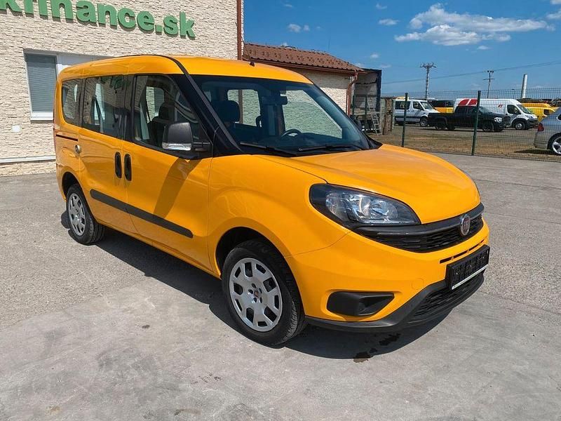 Gebraucht Fiat Doblò 120 PS (88 kW) 2018 Van / Kleinbus