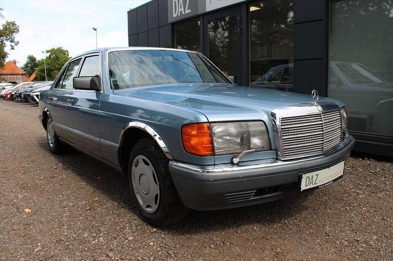 Blau Gebraucht 1987 Mercedes 420 SE Limousine | 4.995 € - Bild 1/4