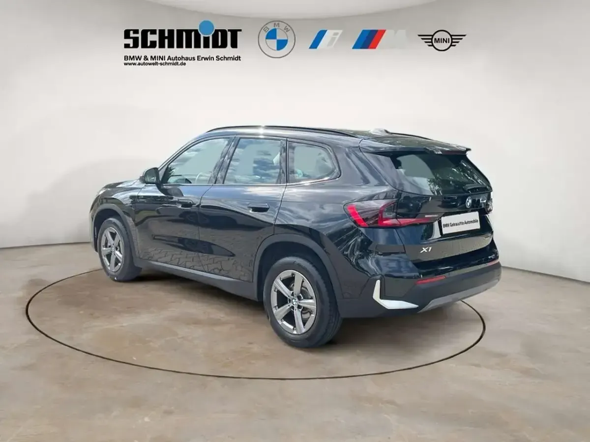Gebraucht BMW X1 170 PS (125 kW) 2025 Saphirschwarz metallic SUV