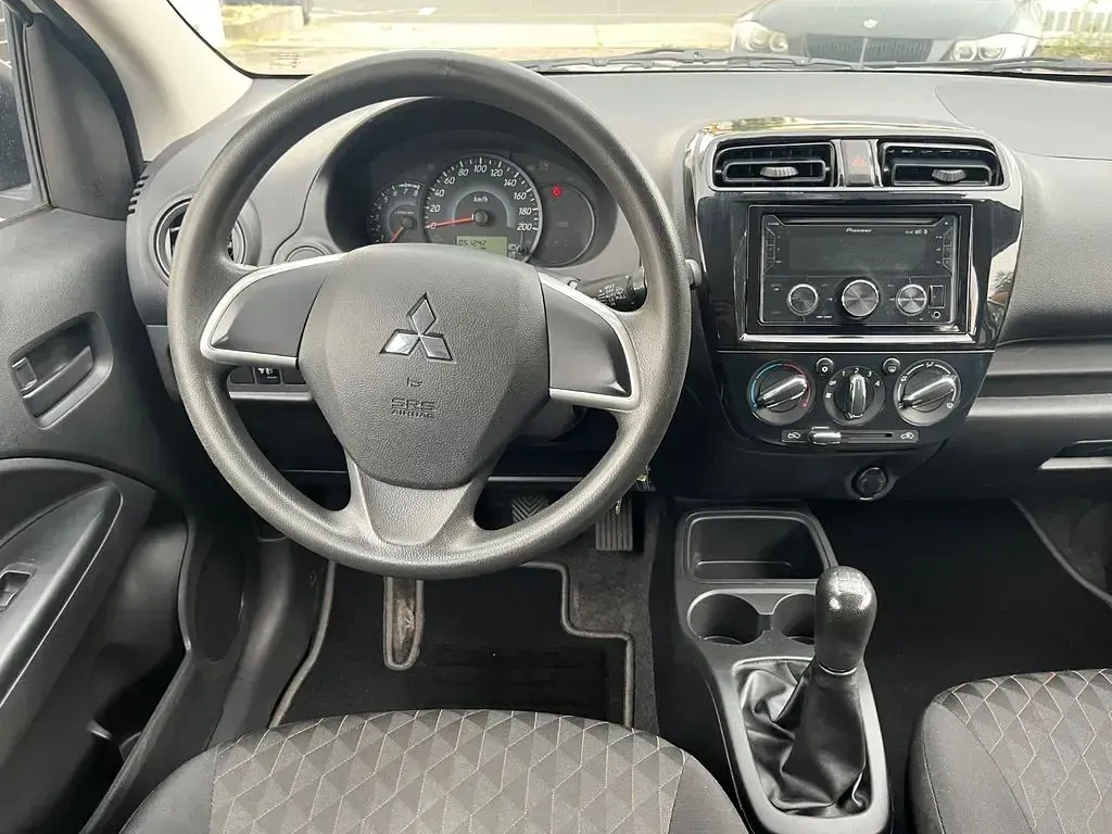 Gebraucht Mitsubishi Space Star Select 71 PS (52 kW) 2022 Weiß Kleinwagen