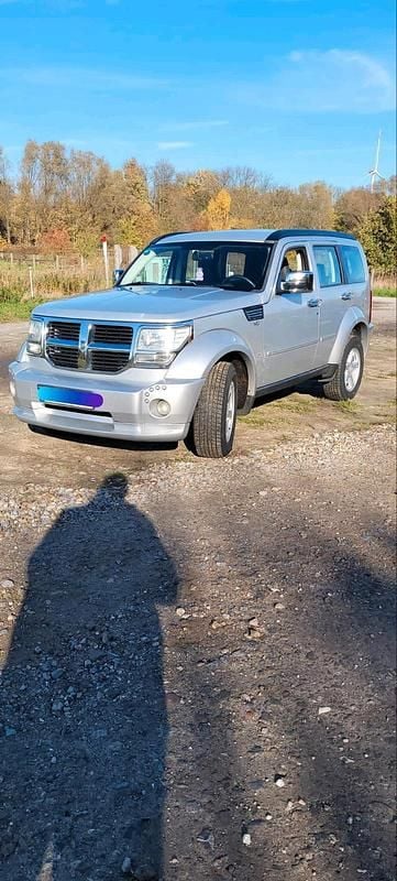Silber Gebraucht 2010 Dodge Nitro SUV | 4.900 € (Guter Preis) - Bild 1/4