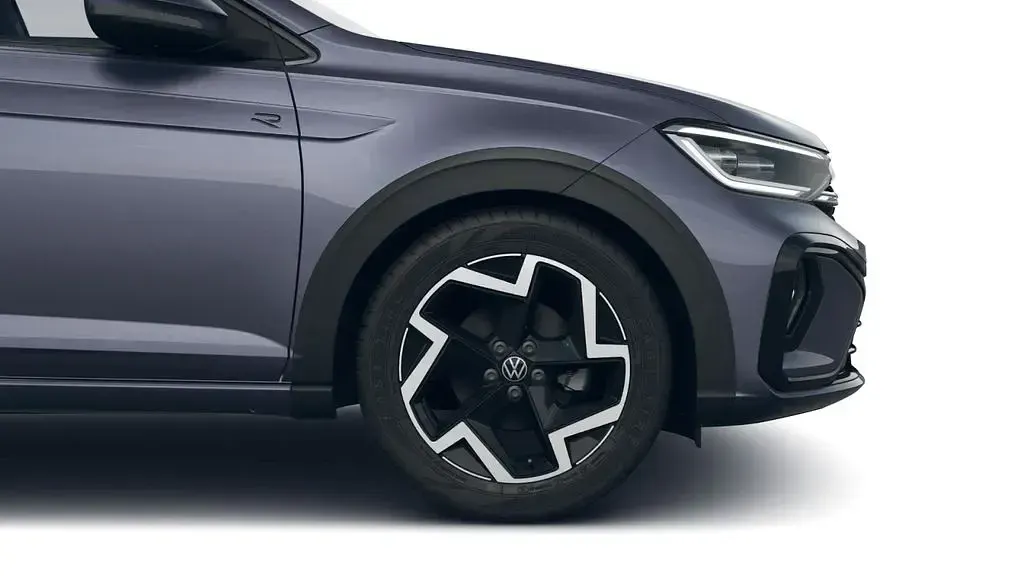 Gebraucht VW Taigo R-line 150 PS (110 kW) 2025 Rauchgrau metallic SUV