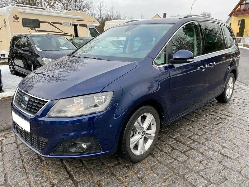 Blau Gebraucht 2019 Seat Alhambra XCELLENCE Van / Kleinbus | 22.999 € (Superpreis) - Bild 1/4