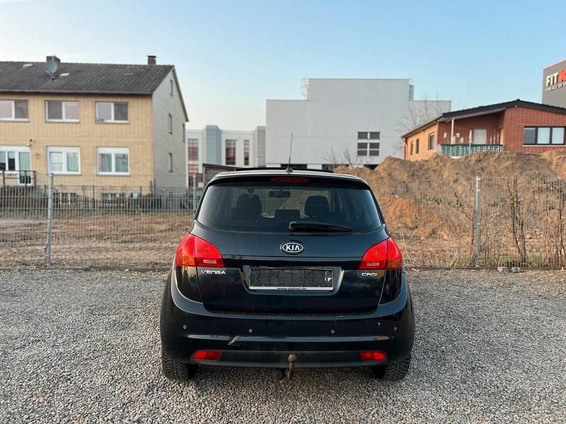 Gebraucht Kia Venga 128 PS (94 kW) 2012 Schwarz Kleinwagen