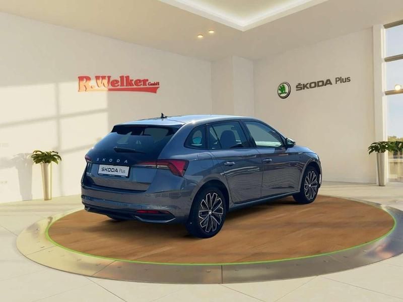 Gebraucht Skoda Scala Comfort 150 PS (110 kW) 2024 Graphitegrau metallic Kleinwagen