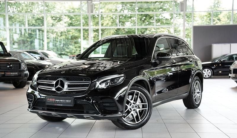 Schwarz Gebraucht 2019 Mercedes GLC220 AMG line SUV | 26.800 € (Fairer Preis) - Bild 1/3