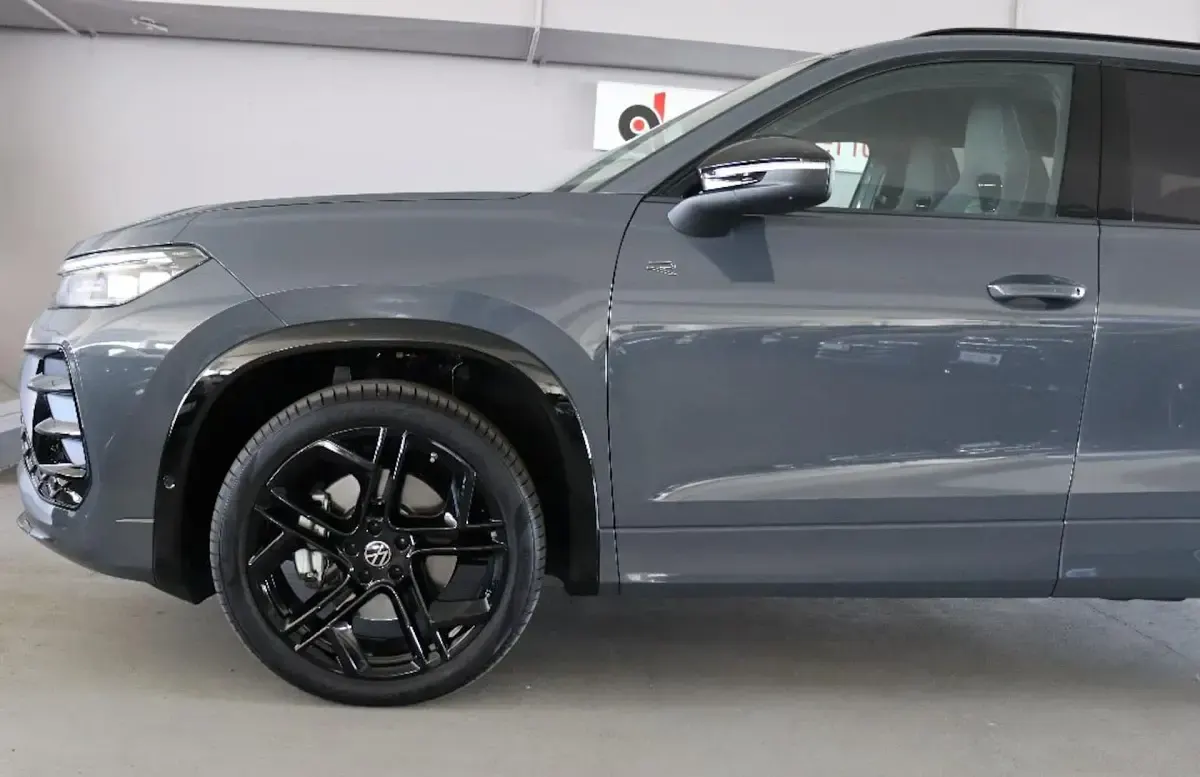 Gebraucht VW Tayron R-line 193 PS (141 kW) 2026 SUV