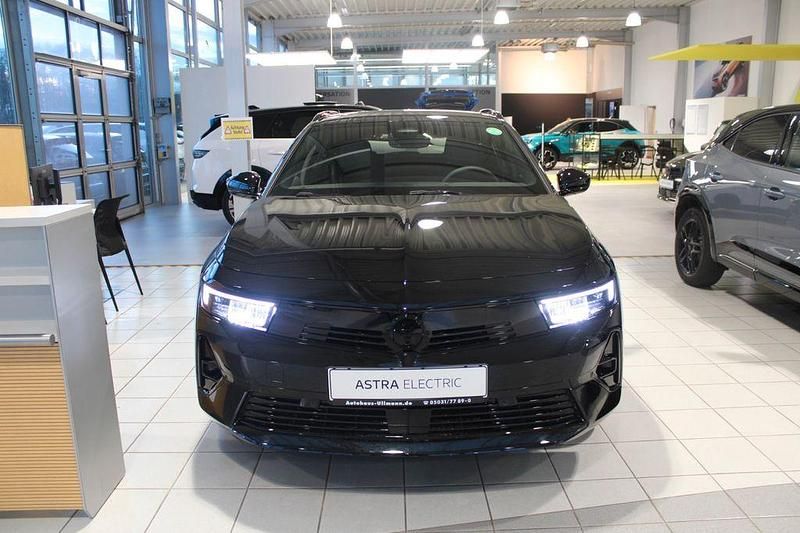 Neu Opel Astra 114 kW (156 PS) 2026 Schwarz Kombi