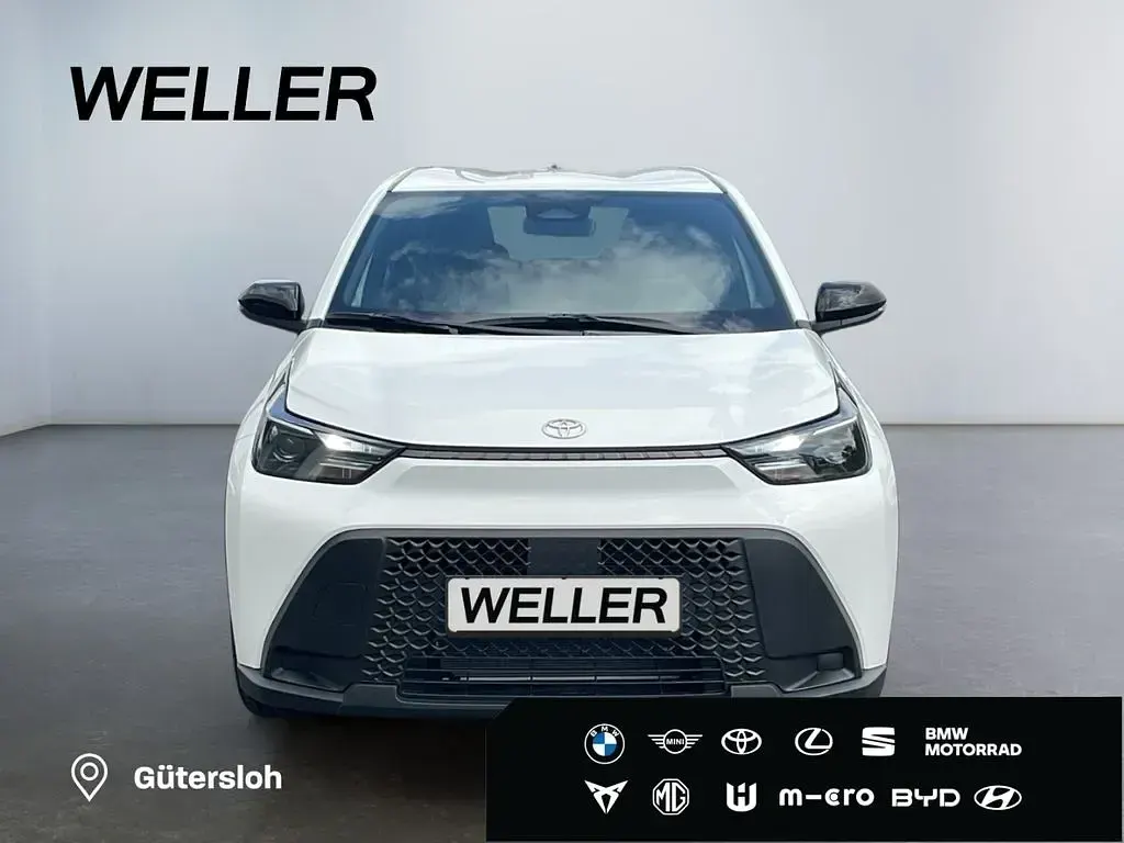 Neu Toyota Aygo X Active 116 PS (85 kW) 2026 Super white SUV