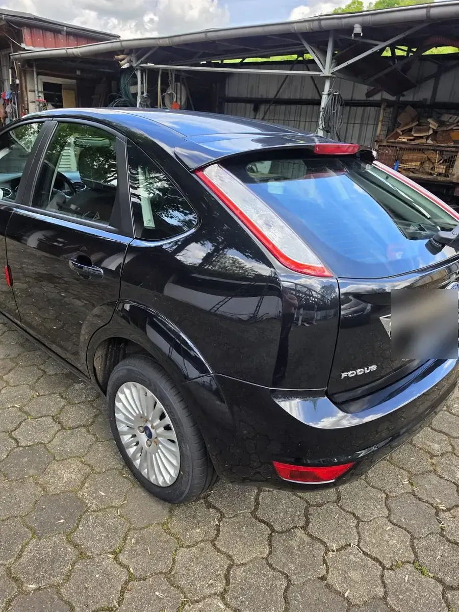 Gebraucht Ford Focus Titanium 116 PS (85 kW) 2009 Schwarz Limousine