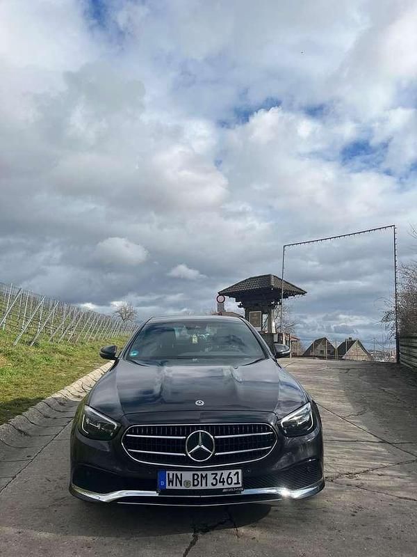 Gebraucht Mercedes E200 Avantgarde 160 PS (117 kW) 2022 Limousine