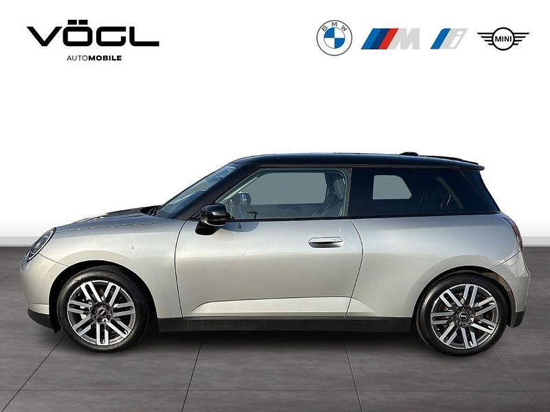 Gebraucht Mini Cooper SE Classic 160 kW (218 PS) 2024 Melting silver iii Kleinwagen