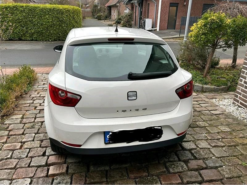 Gebraucht Seat Ibiza 60 PS (44 kW) 2011 Weiß Kleinwagen
