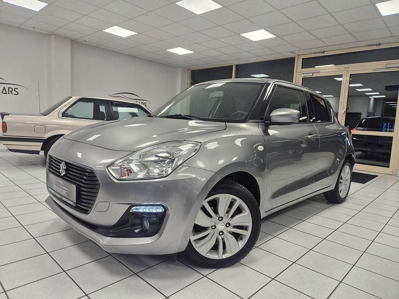 Gebraucht Suzuki Swift Comfort 90 PS (66 kW) 2019 Grau Kleinwagen