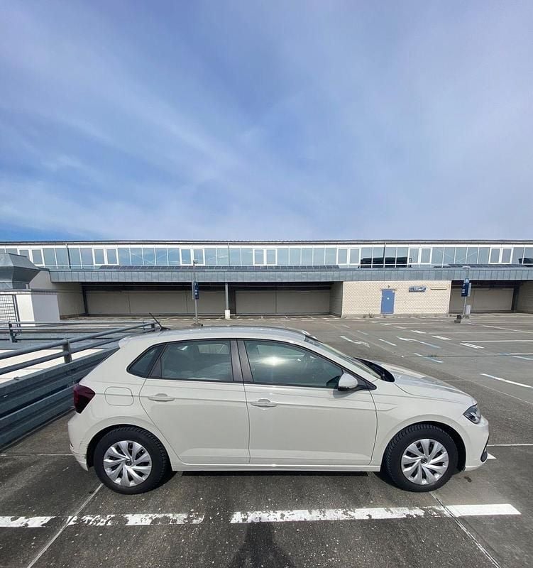 Gebraucht VW Polo 80 PS (58 kW) 2022 Grau Kleinwagen