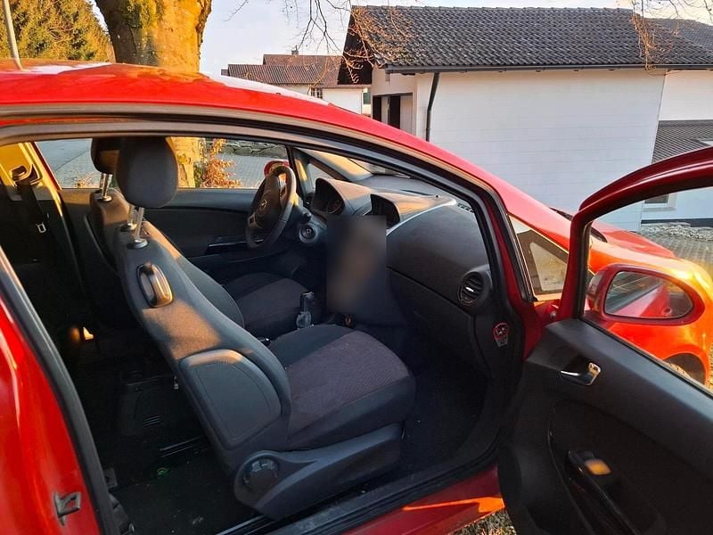 Gebraucht Opel Corsa 90 PS (66 kW) 2006 Rot Kleinwagen