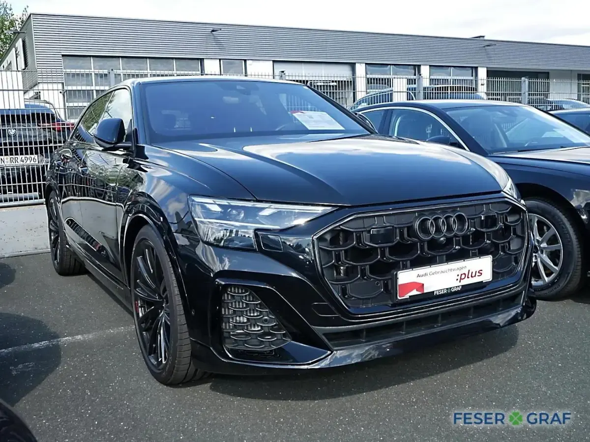 Gebraucht Audi SQ8 Sport 507 PS (372 kW) 2025 Mythosschwarz metallic SUV