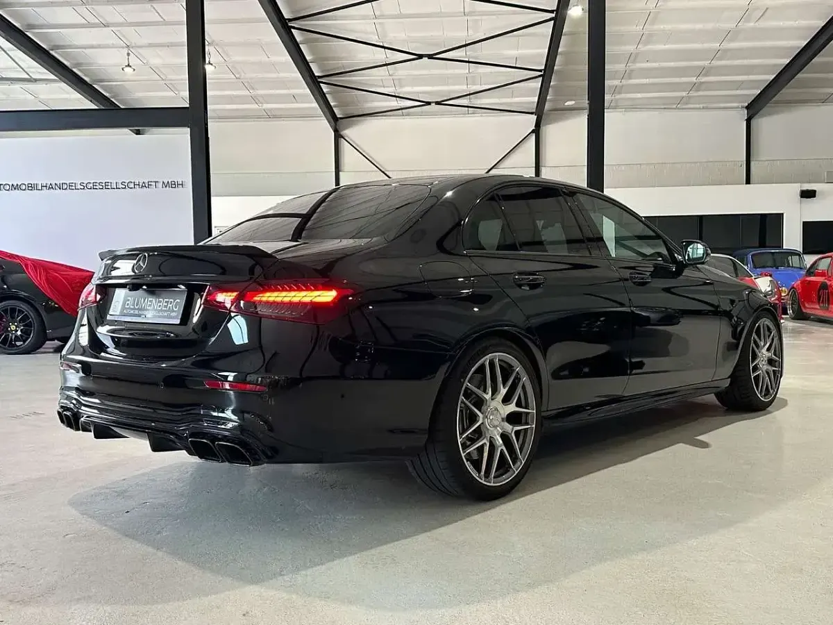 Gebraucht Mercedes E63S AMG AMG 612 PS (450 kW) 2021 Schwarz Limousine