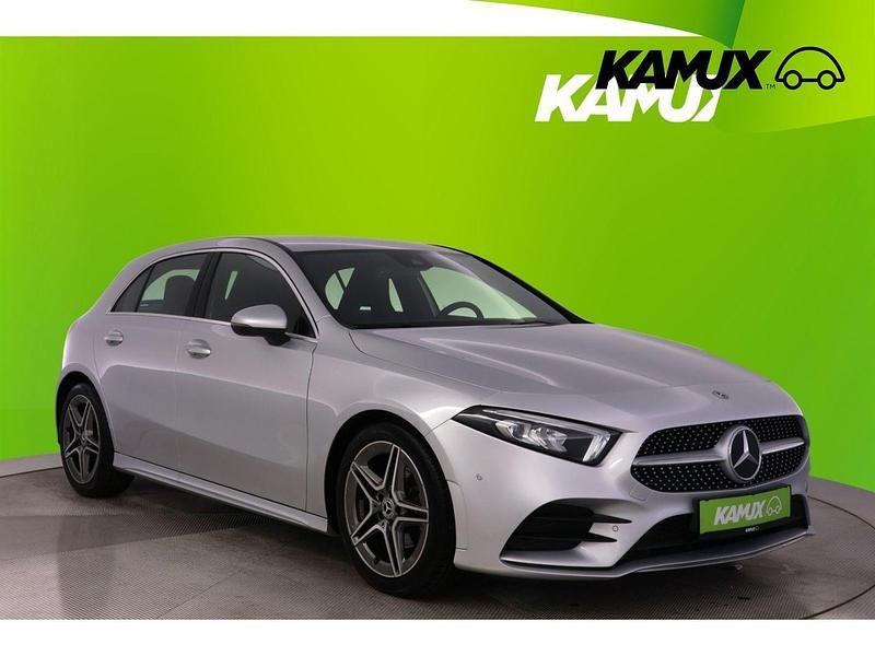 Silber Gebraucht 2019 Mercedes A180 AMG line Limousine | 19.990 € (Guter Preis) - Bild 1/3
