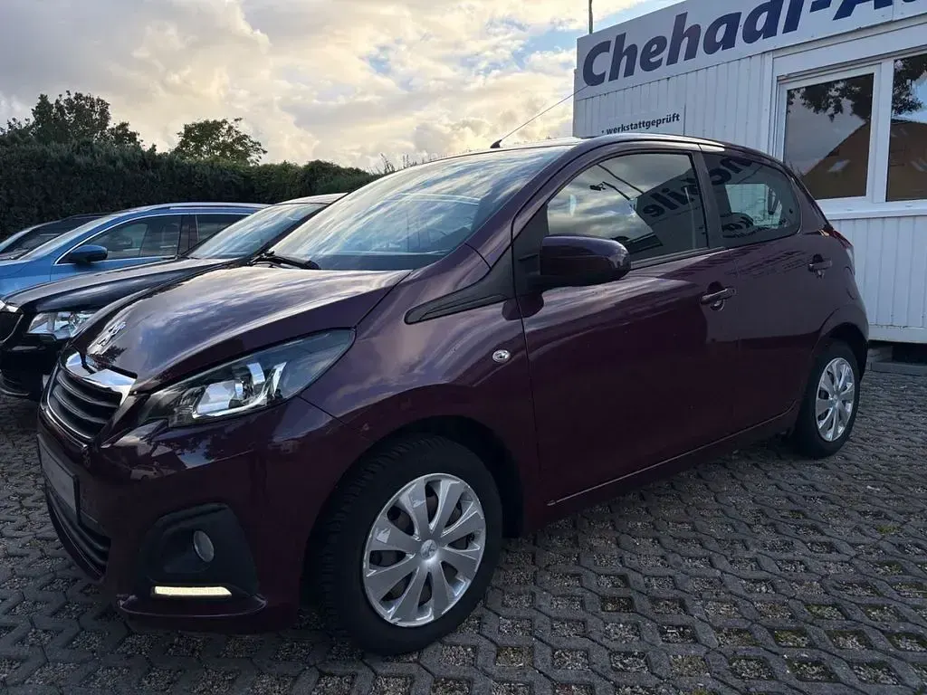 Gebraucht Peugeot 108 Active 69 PS (50 kW) 2014 Violett Limousine