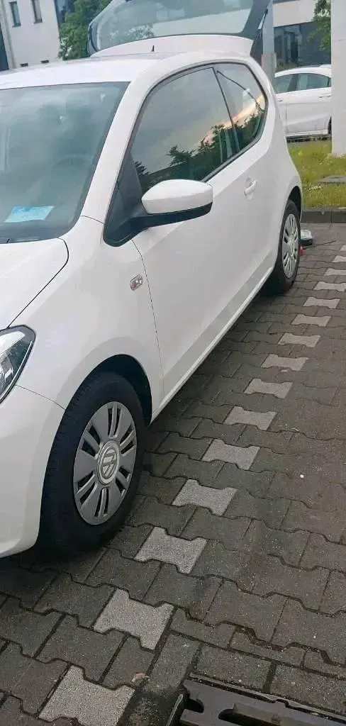 Usado VW up! 75 CV (55 kW) 2013 Blanco Utilitario