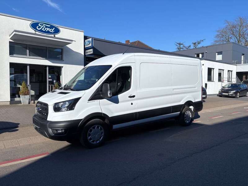 Weiß Neu 2025 Ford Transit Trend Van / Kleinbus | 39.990 € (Teuer) - Bild 1/4
