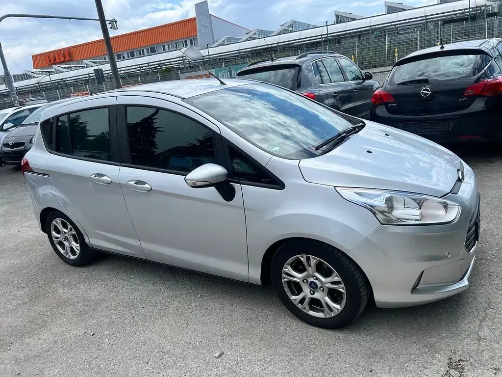 Gebraucht Ford B-MAX SYNC Edition 101 PS (74 kW) 2015 Silber Van / Kleinbus