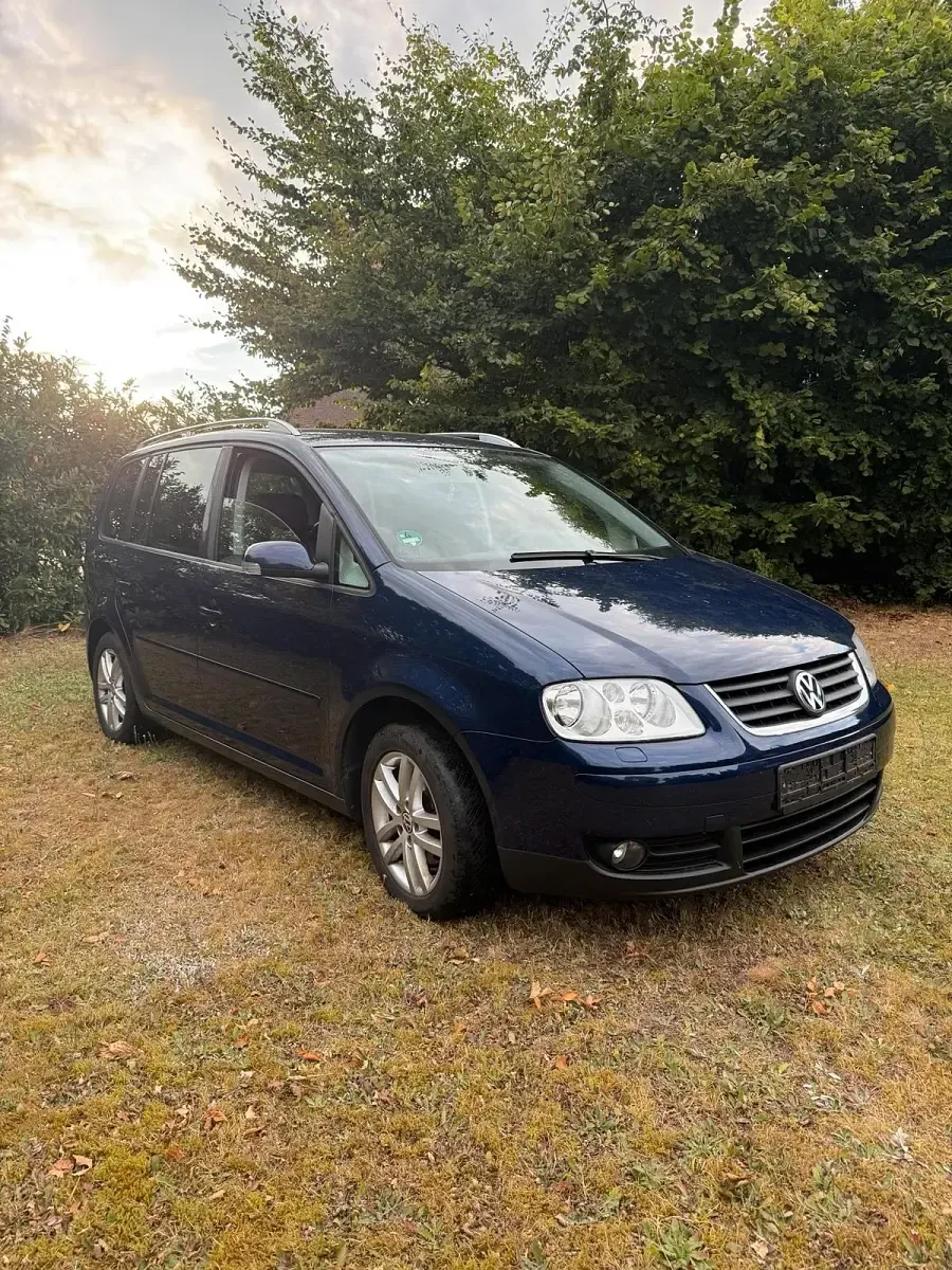 Gebraucht VW Touran 140 PS (102 kW) 2006 Blau Van / Kleinbus