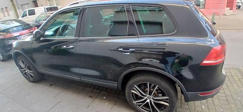 Gebraucht VW Touareg 245 PS (180 kW) 2012 Schwarz SUV