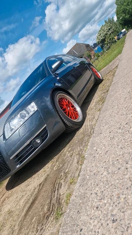 Grau Gebraucht 2007 Audi A6 S-Line Kombi | 4.999 € - Bild 1/4