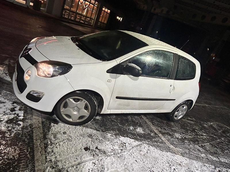 Gebraucht Renault Twingo 75 PS (55 kW) 2013 Weiß Kleinwagen